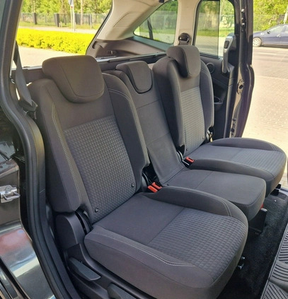 Ford Grand C-MAX cena 41999 przebieg: 200000, rok produkcji 2017 z Reda małe 254